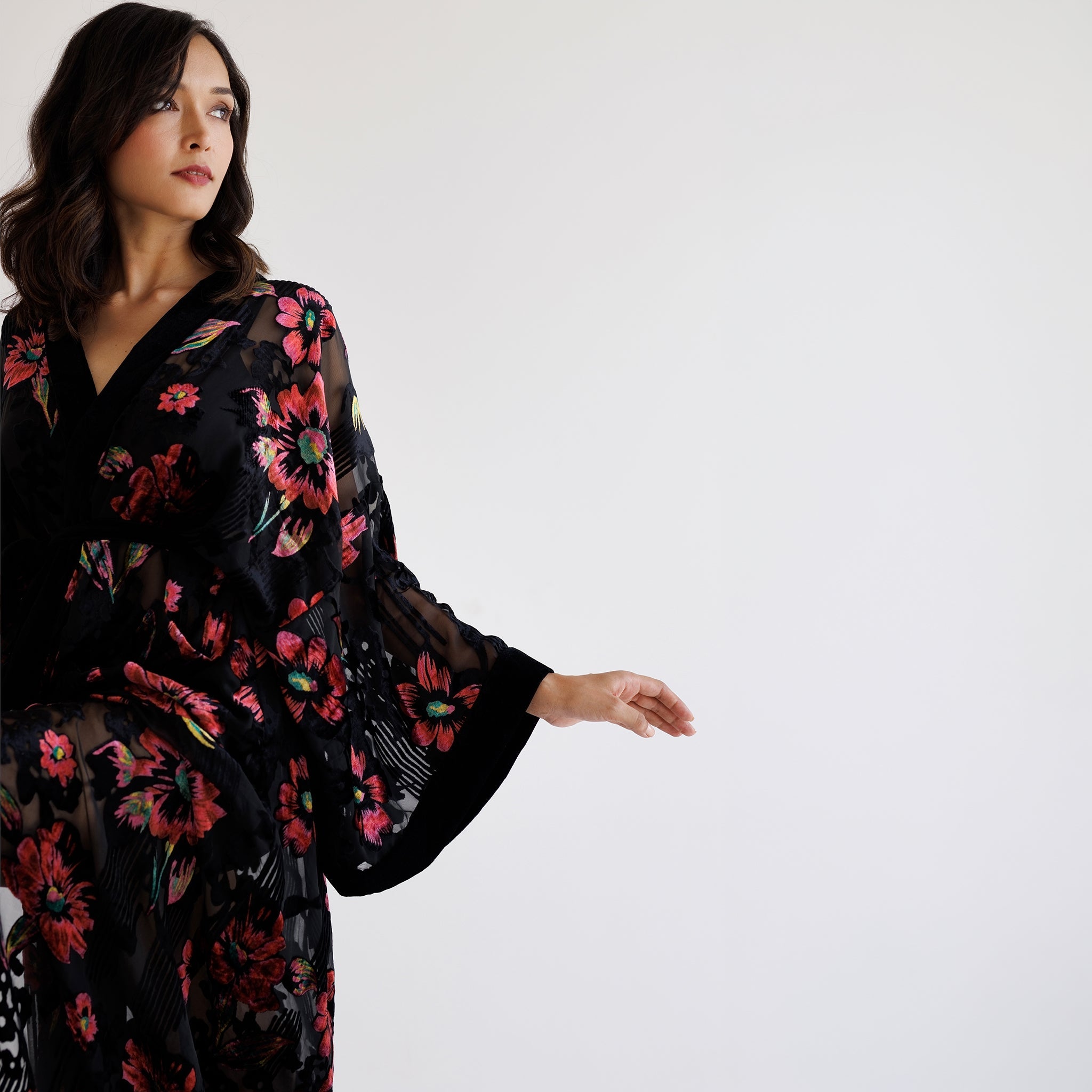 DEVORÉ ROBE - BLACK ROSE