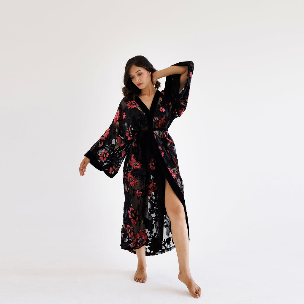 DEVORÉ ROBE - BLACK ROSE