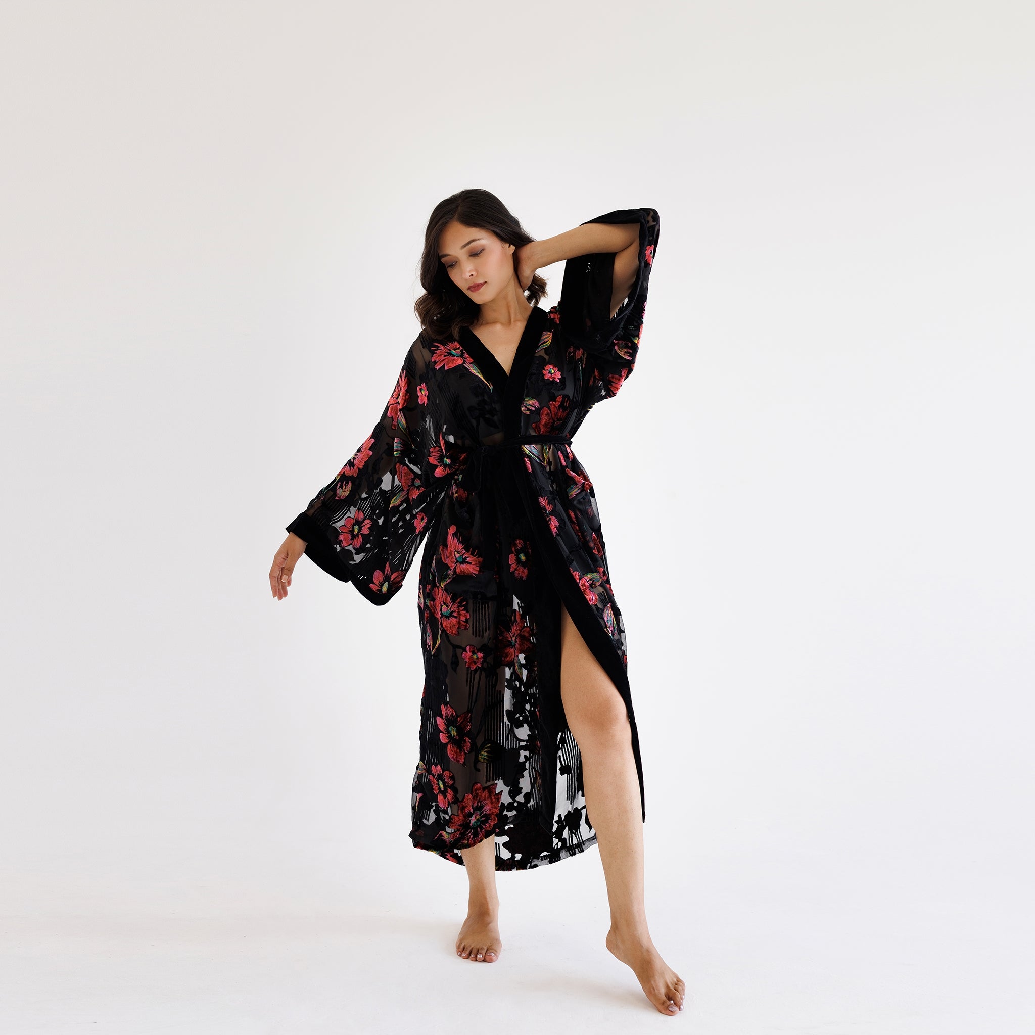 DEVORÉ ROBE - BLACK ROSE
