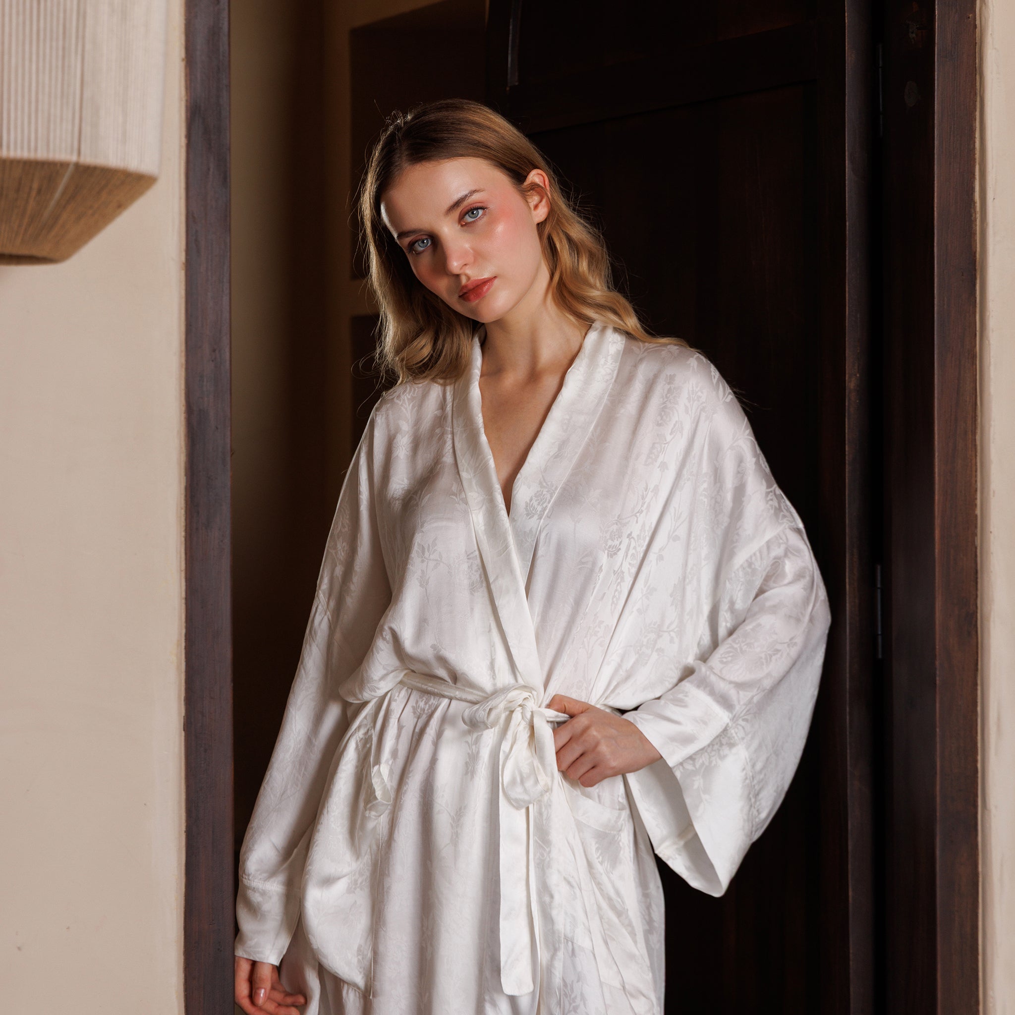 SILK JACQUARD ROBE - Ivory