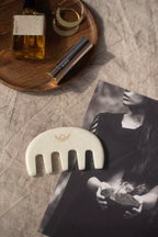 ERTHA White Jade Gua Sha Comb by NAÓS